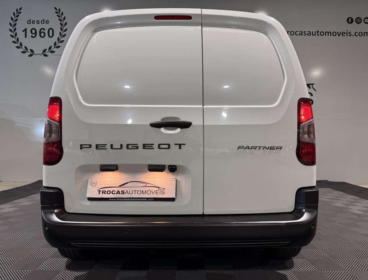 peugeot-partner-2025-diesel-1499cc