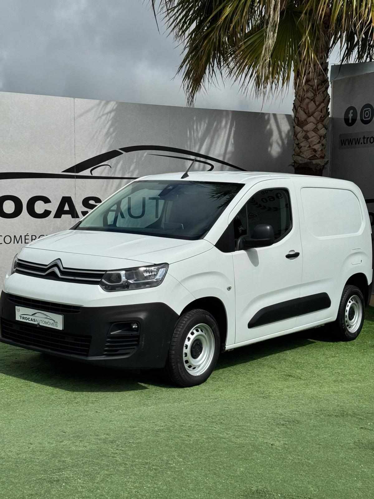 citroen-berlingo-2021-diesel-1499cc