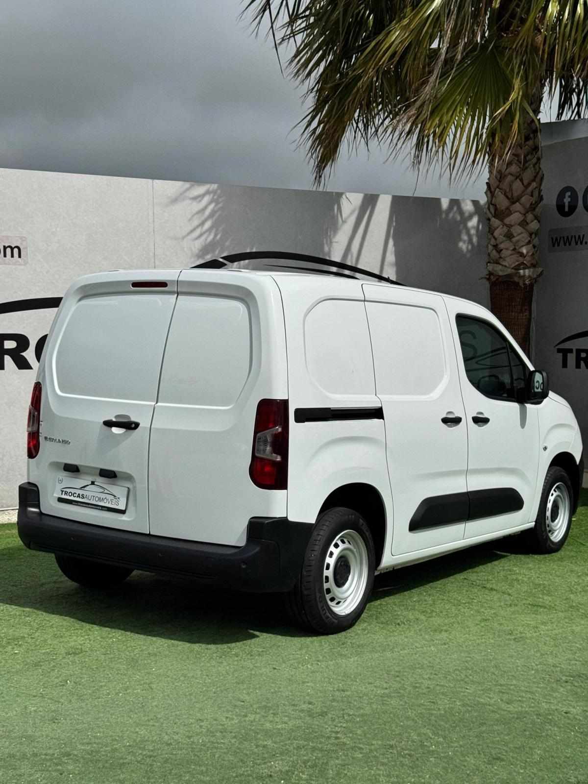 citroen-berlingo-2021-diesel-1499cc