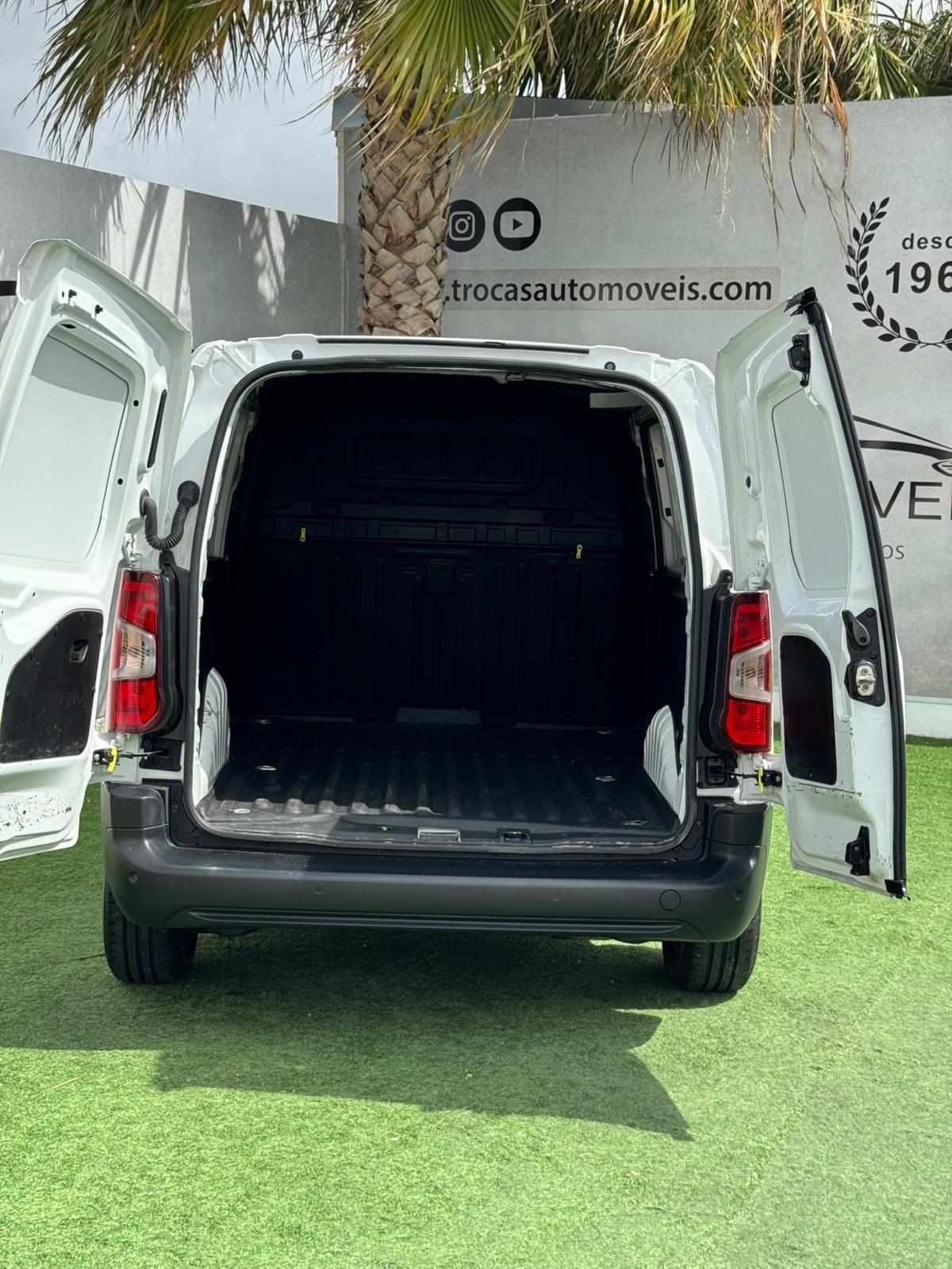 citroen-berlingo-2021-diesel-1499cc