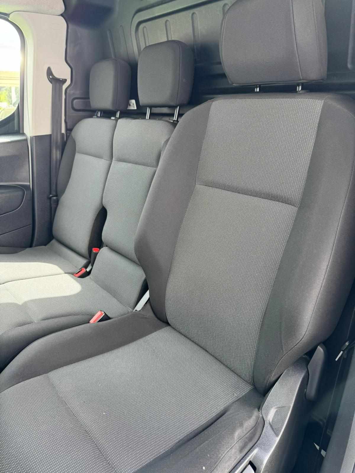 citroen-berlingo-2021-diesel-1499cc