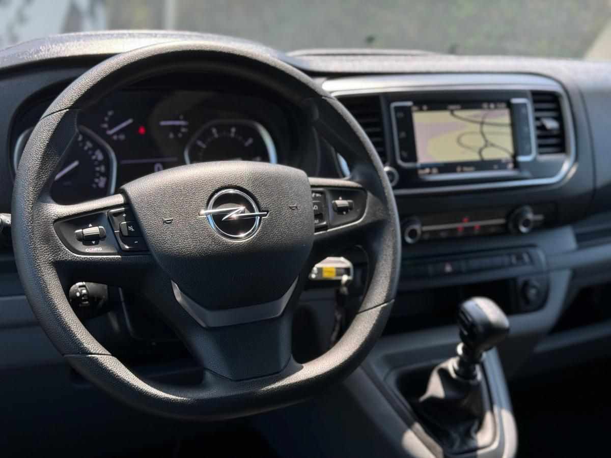 opel-vivaro-2022-diesel-1499cc