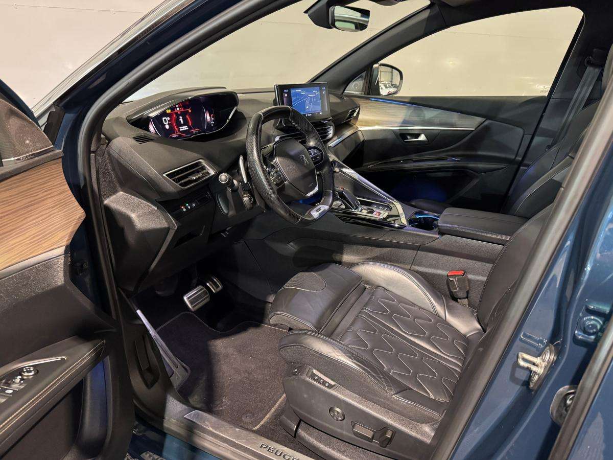 peugeot-5008-2021-diesel-1997cc