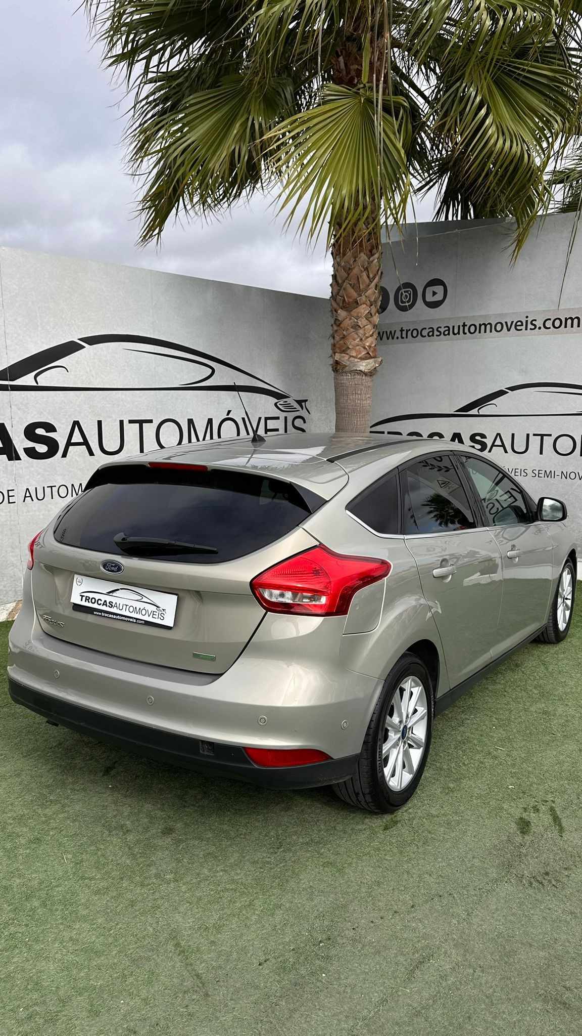 ford-focus-2015-gasolina-998cc