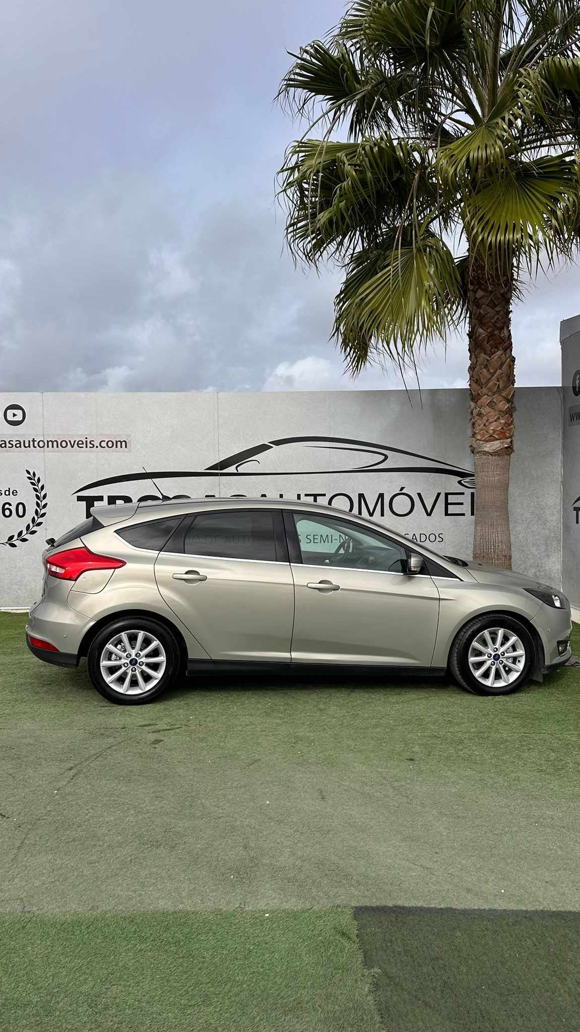 ford-focus-2015-gasolina-998cc