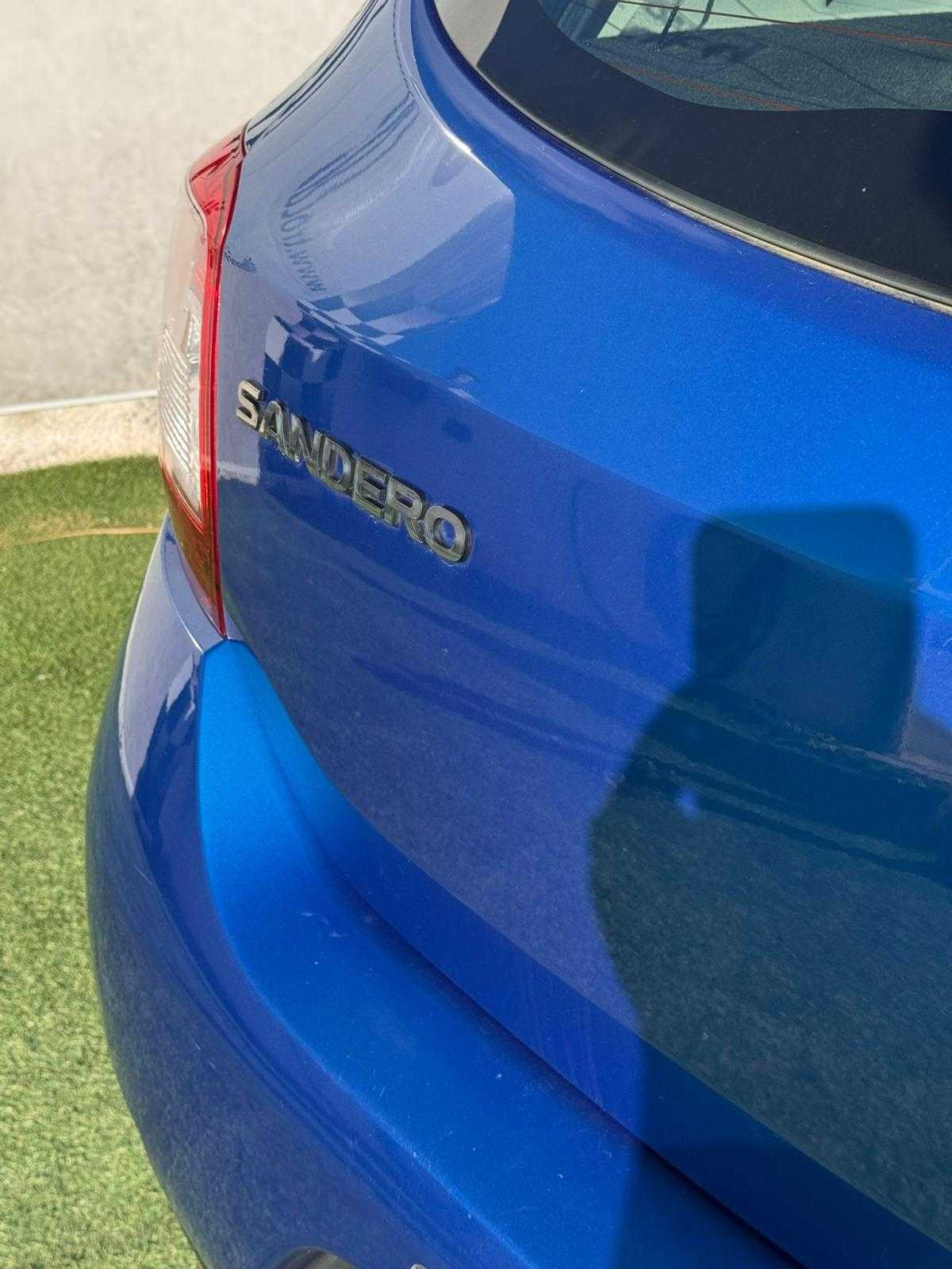 dacia-sandero-2016-gasolina-898cc