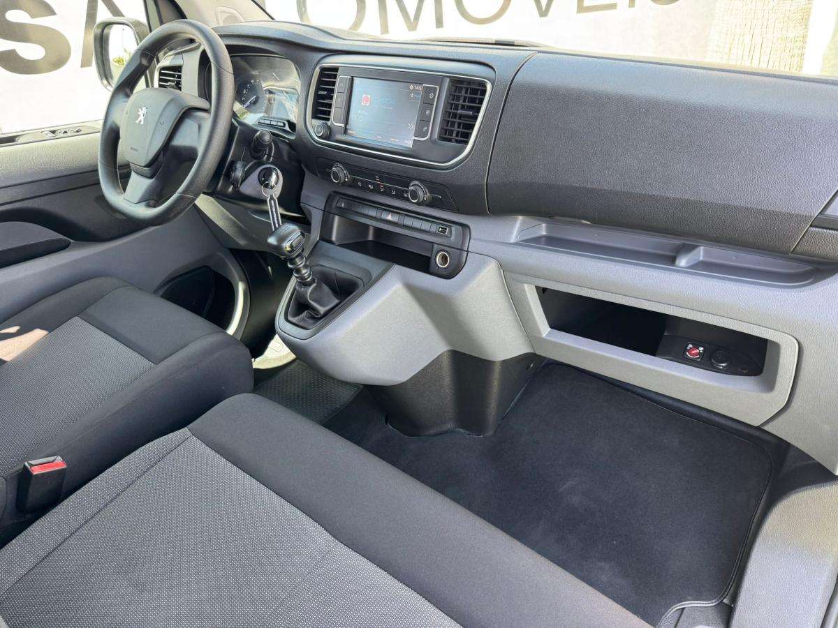 peugeot-expert-2022-diesel-1499cc