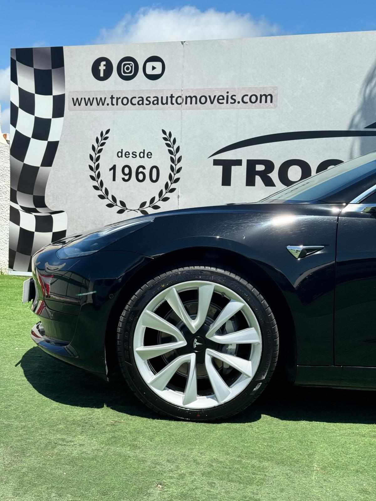 tesla-model-3-2020-eletrico-500cc