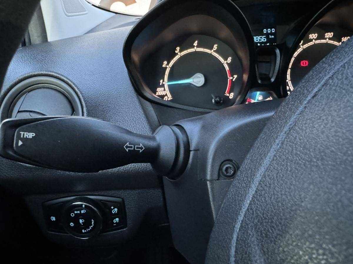 ford-tourneo-courier-2017-gasolina-998cc