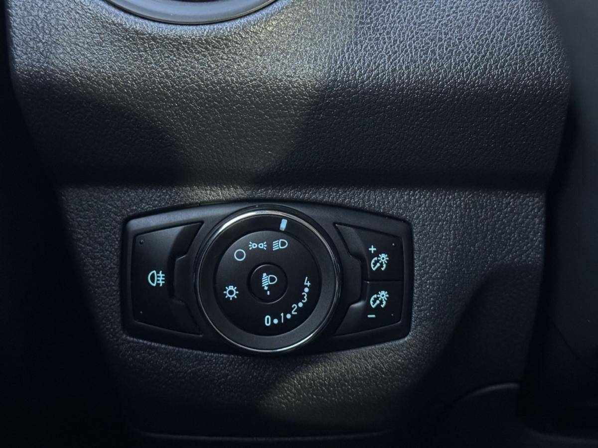 ford-tourneo-courier-2017-gasolina-998cc