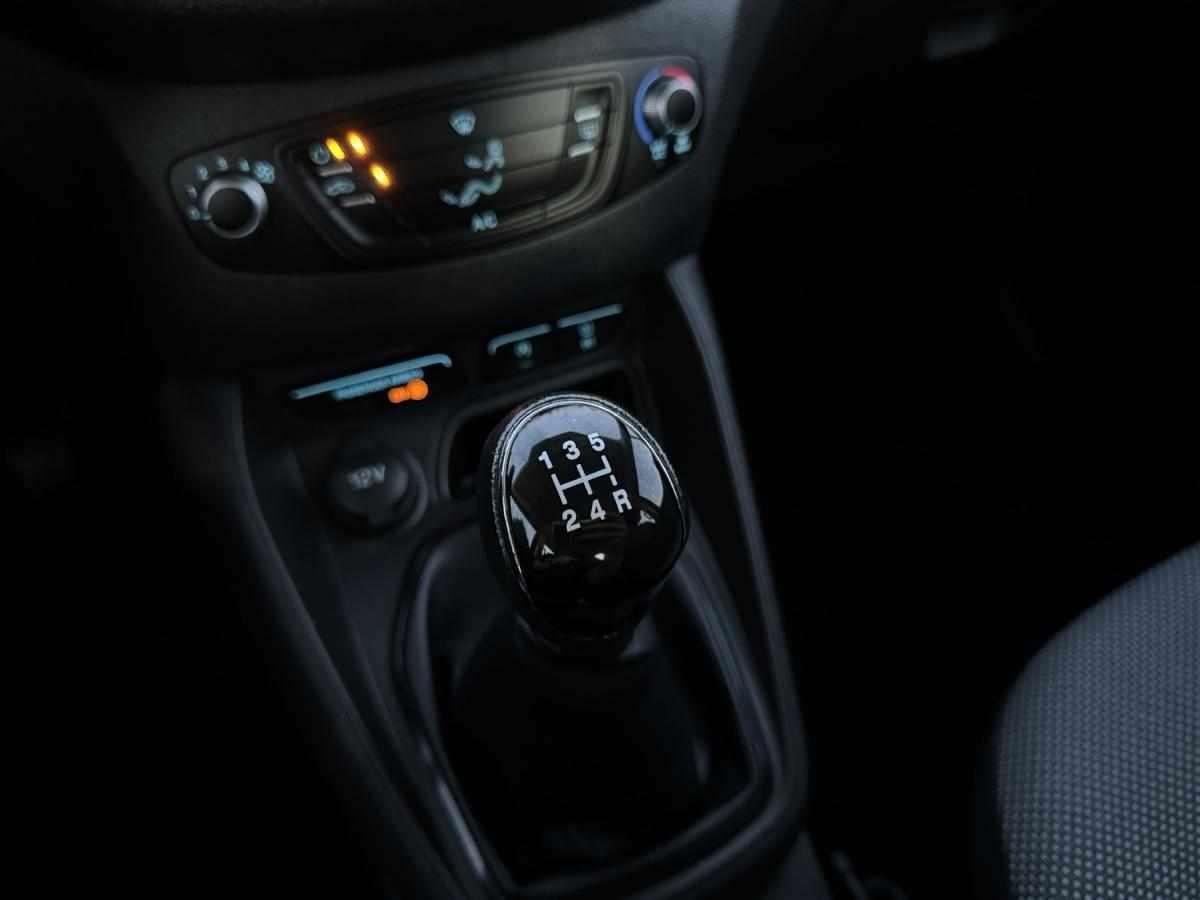 ford-tourneo-courier-2017-gasolina-998cc