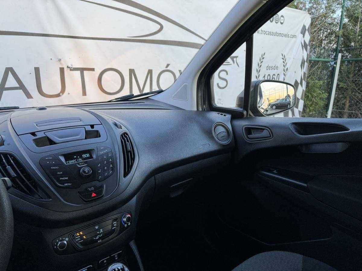 ford-tourneo-courier-2017-gasolina-998cc