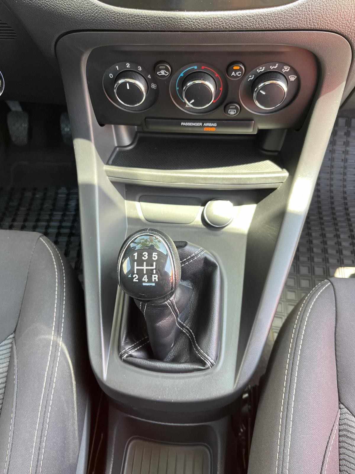ford-ka-2017-gasolina-1196cc