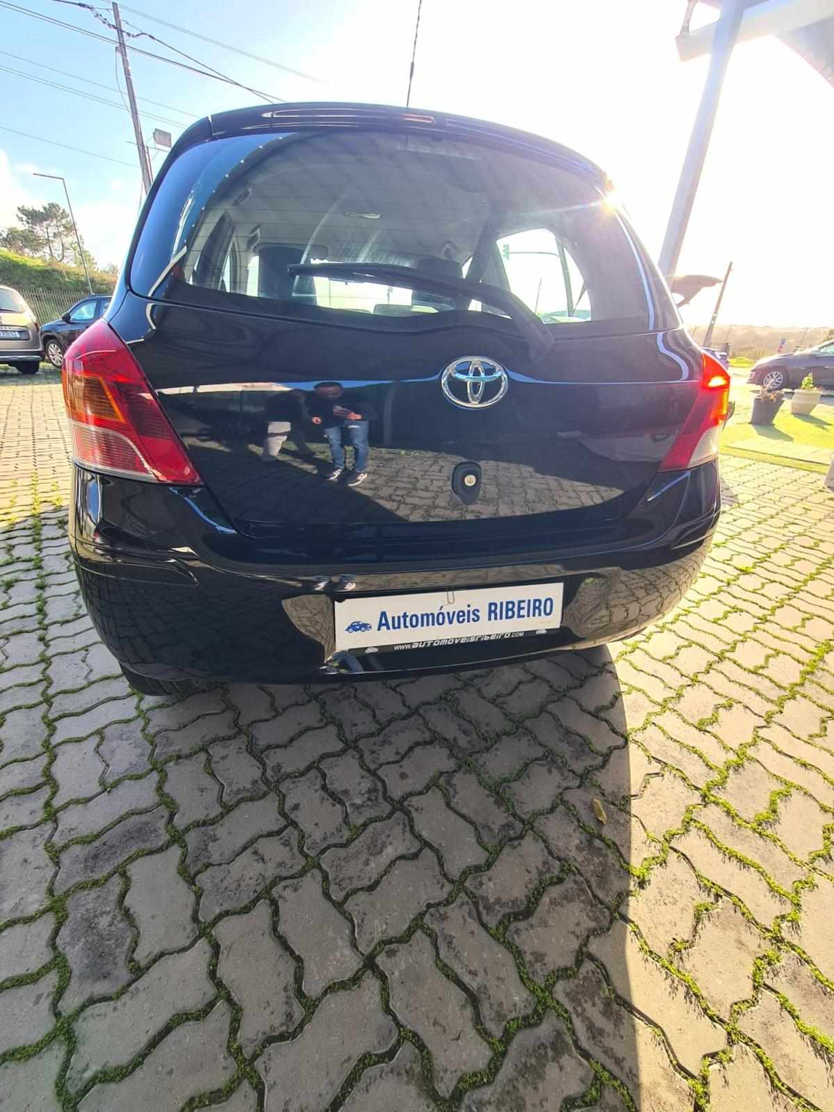 toyota-yaris-2009-gasolina-998cc