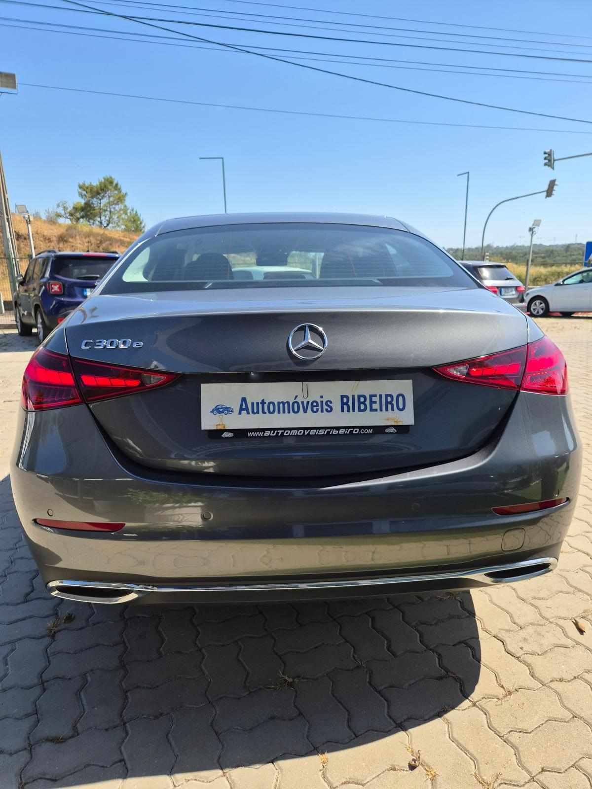 mercedes-benz-classe-c-2023-hibrido-a-gasolina-1999cc