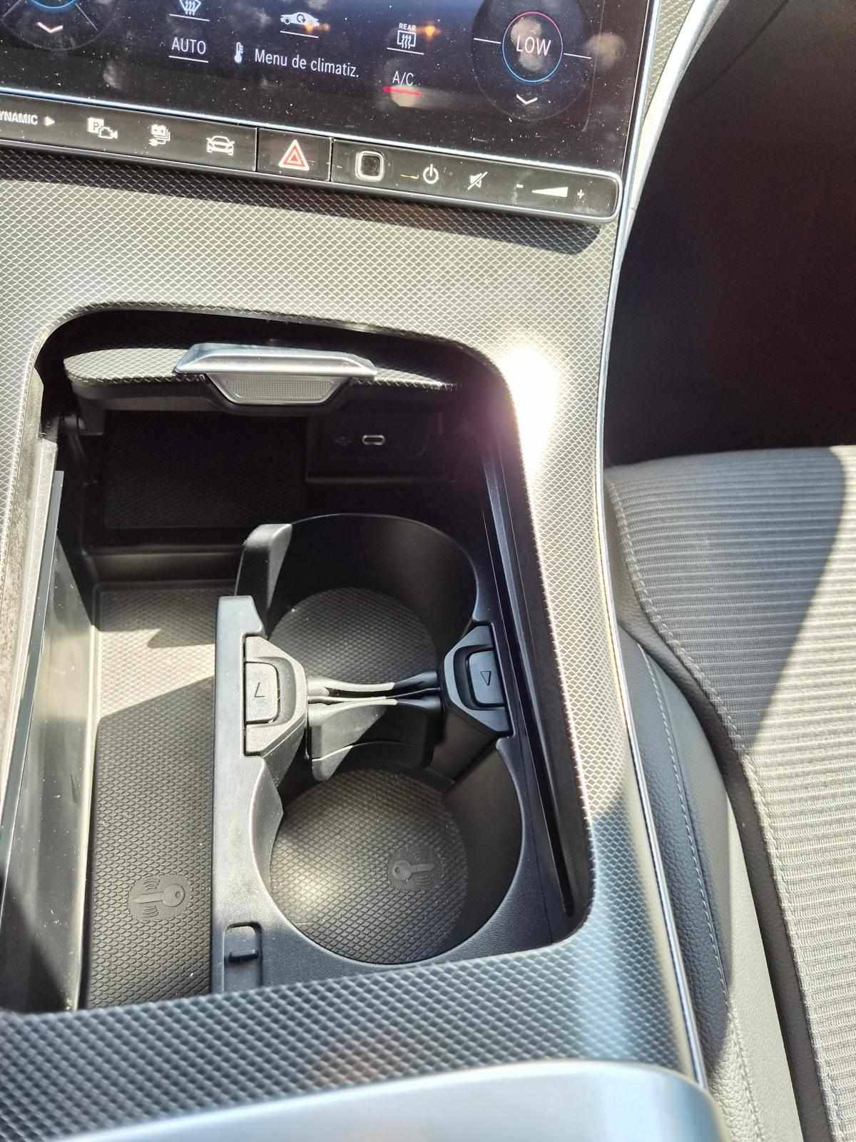 mercedes-benz-classe-c-2023-hibrido-a-gasolina-1999cc