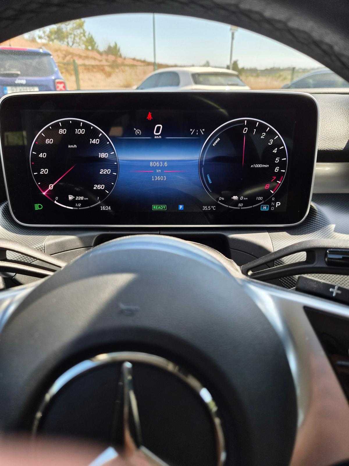 mercedes-benz-classe-c-2023-hibrido-a-gasolina-1999cc