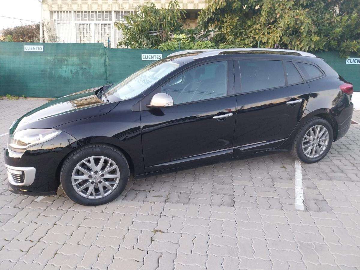 renault-megane-break-2015-diesel-1500cc
