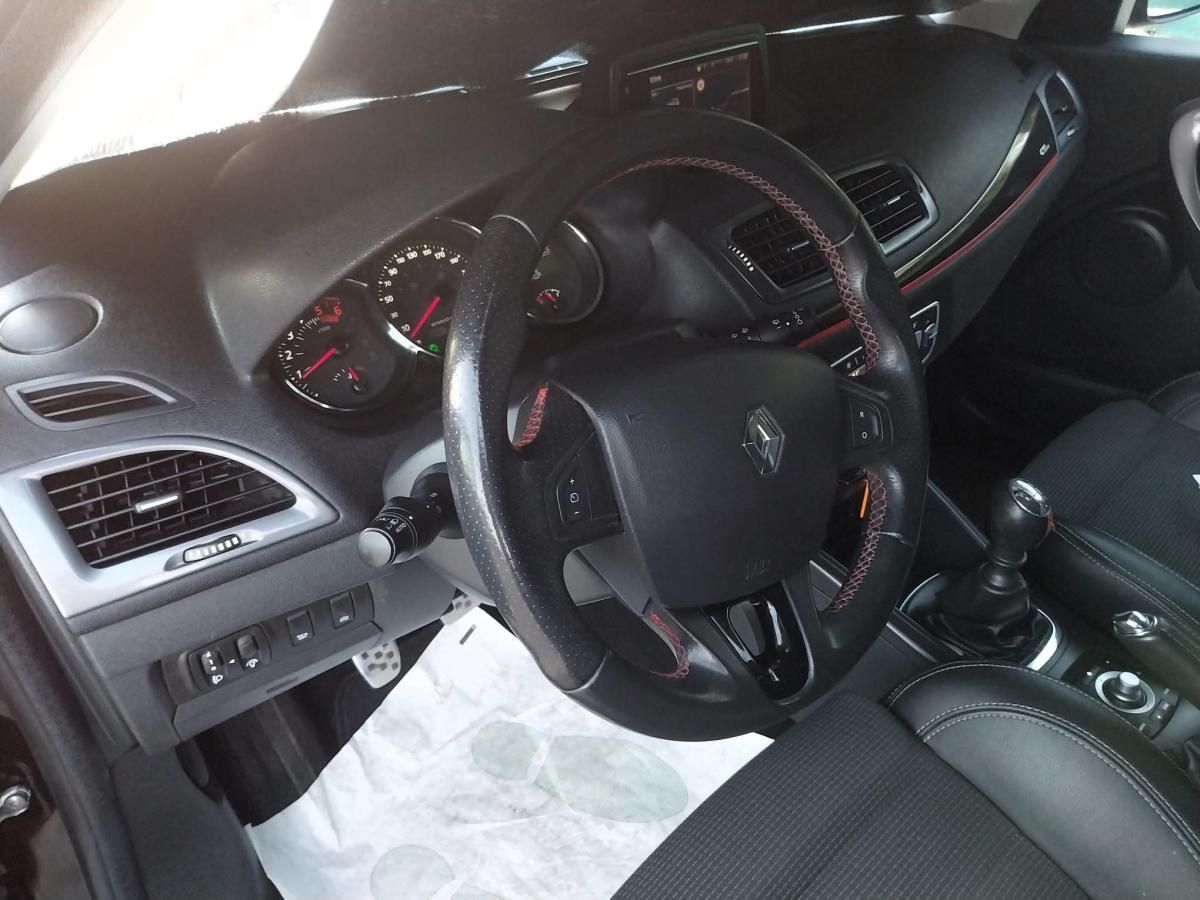 renault-megane-break-2015-diesel-1500cc