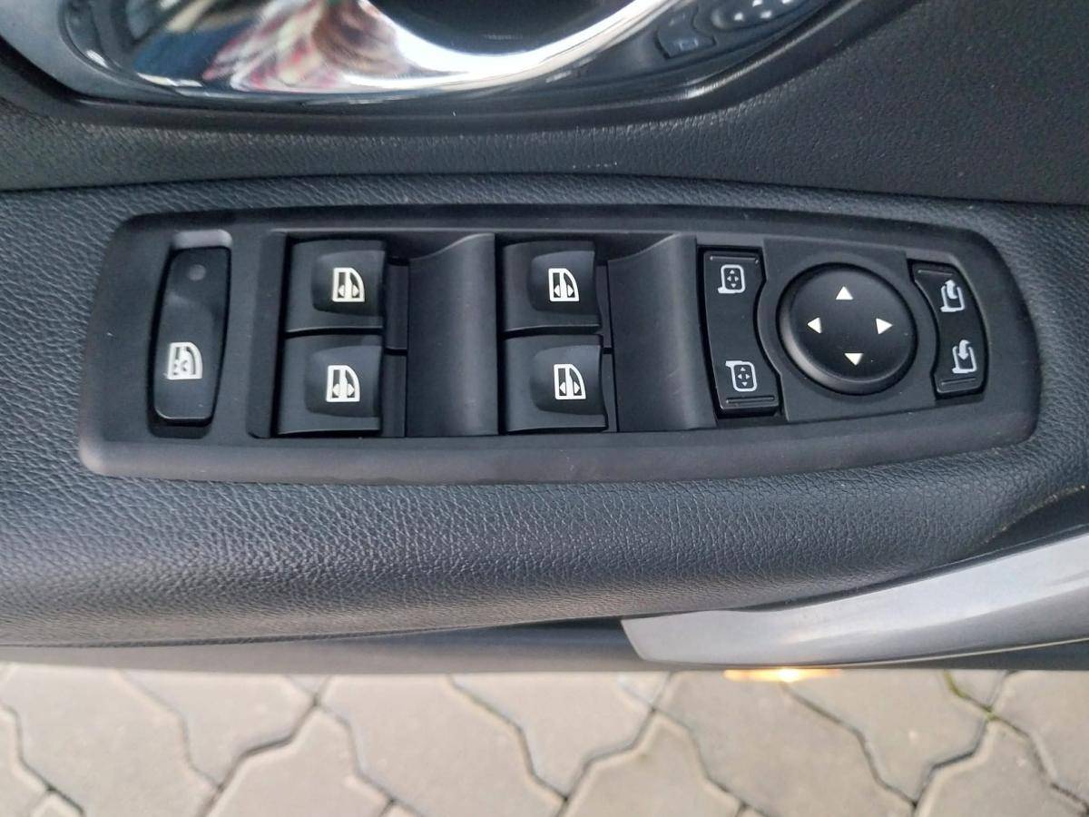 renault-megane-break-2015-diesel-1500cc