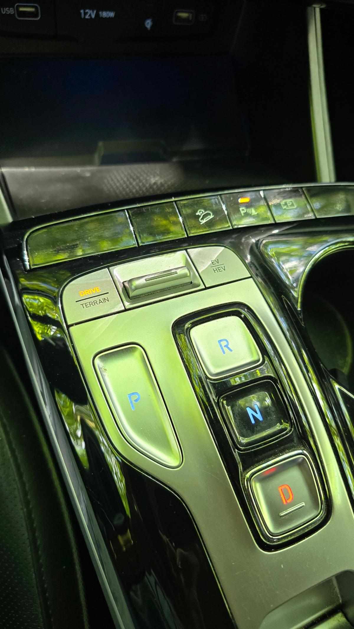 hyundai-tucson-2023-hibrido-a-gasolina-1598cc