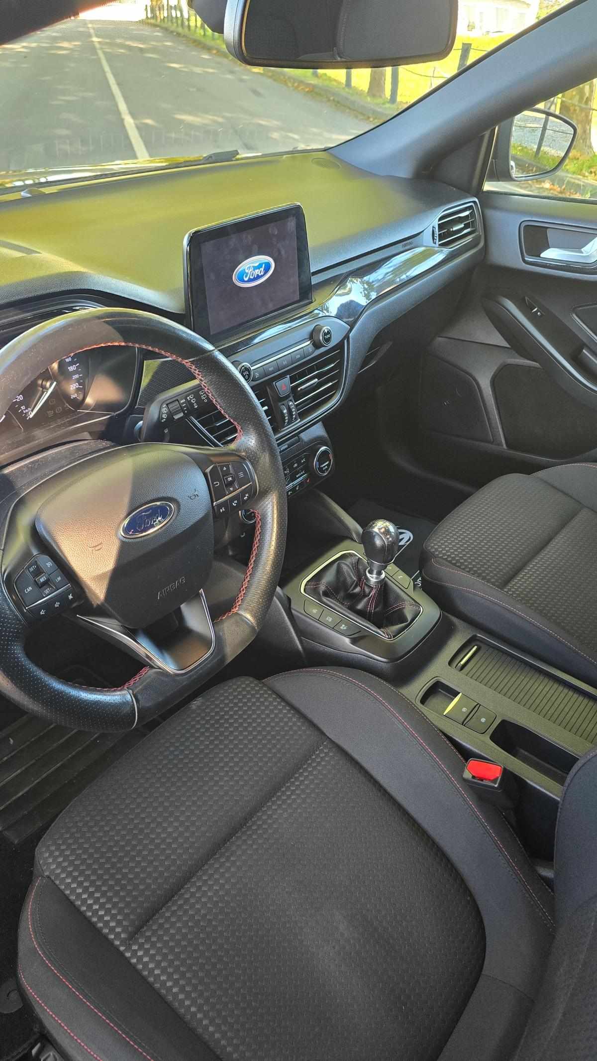 ford-focus-sw-2020-diesel-1499cc