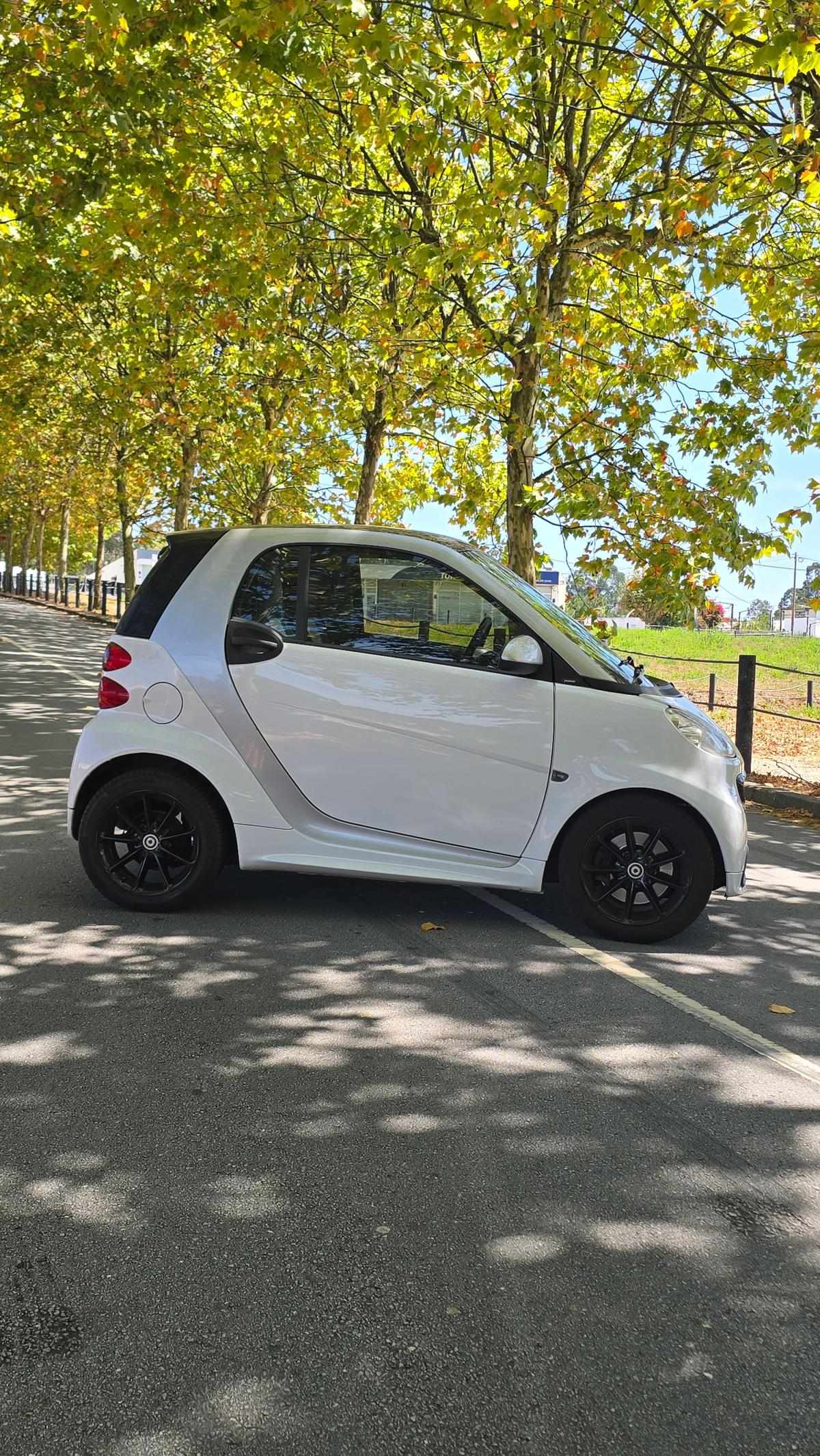 smart-fortwocoupe-2012-diesel-799cc