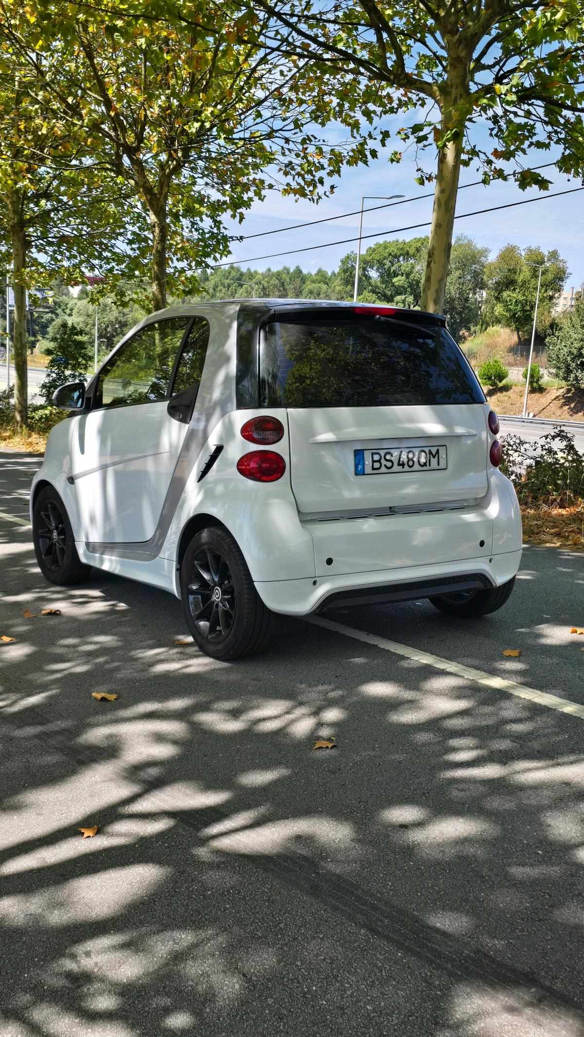 smart-fortwocoupe-2012-diesel-799cc