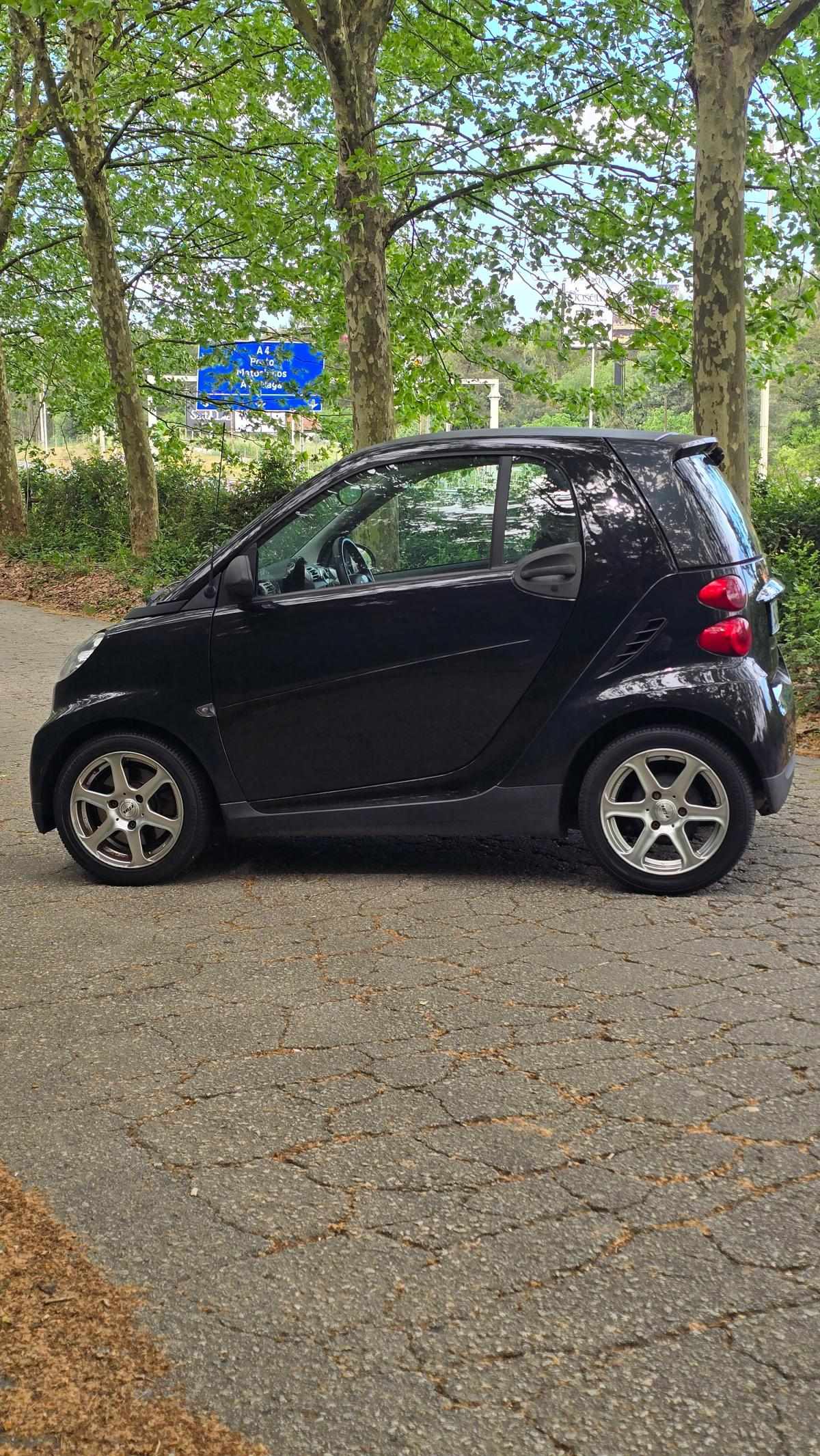 smart-fortwocoupe-2011-diesel-799cc