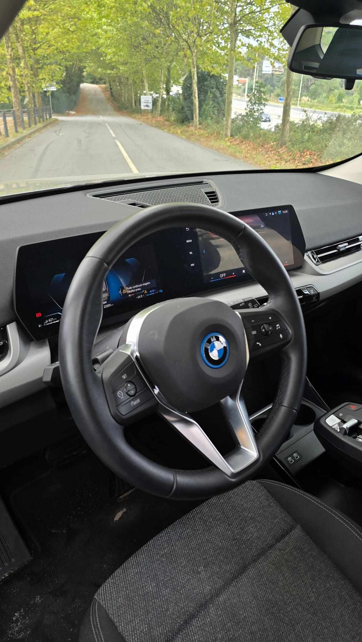 bmw-x1-2025-hibrido-a-gasolina-1499cc