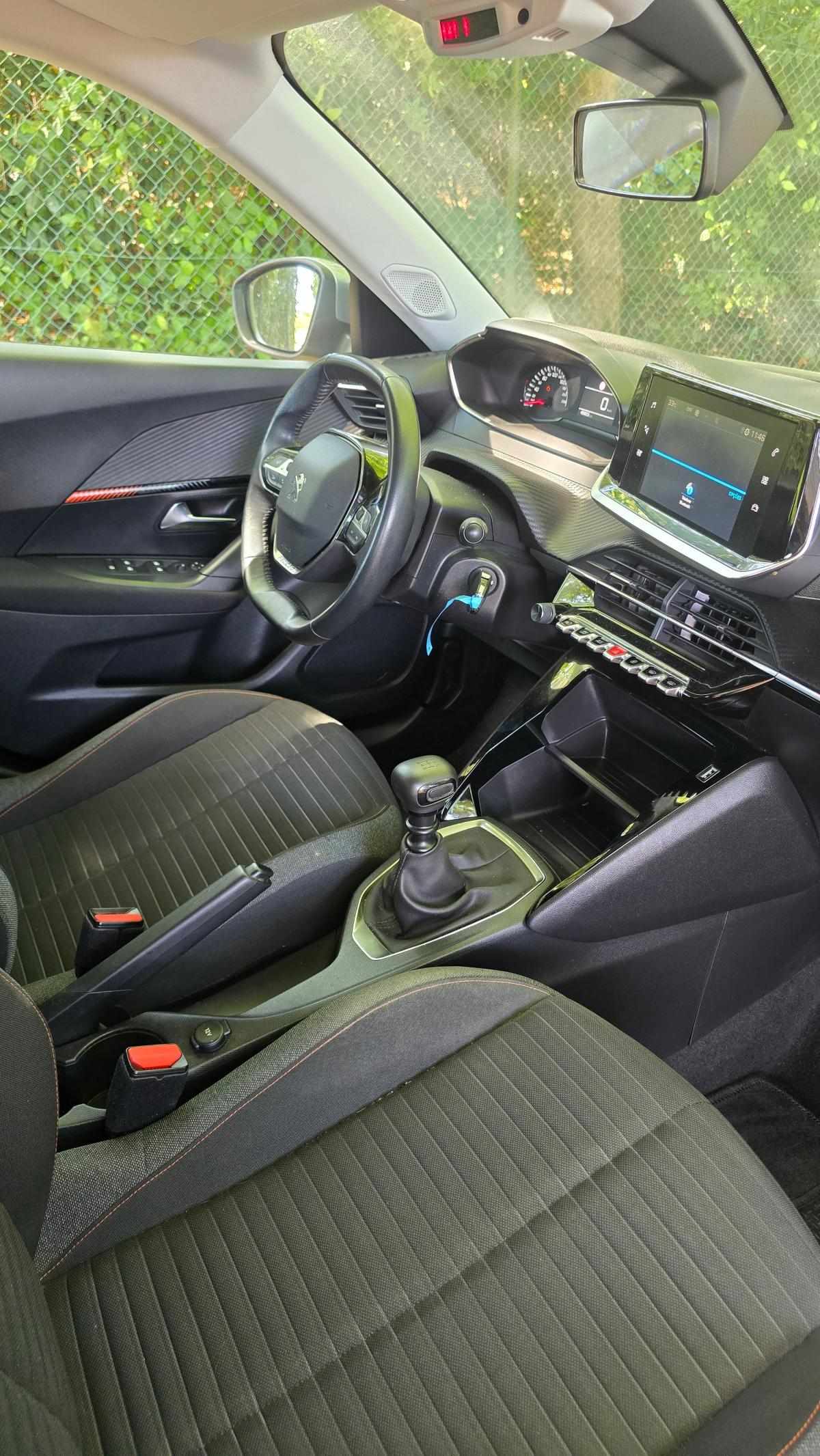 peugeot-2008-2020-gasolina-1199cc