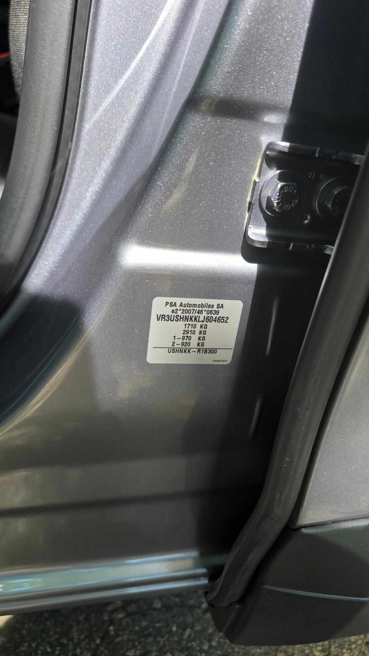 peugeot-2008-2020-gasolina-1199cc