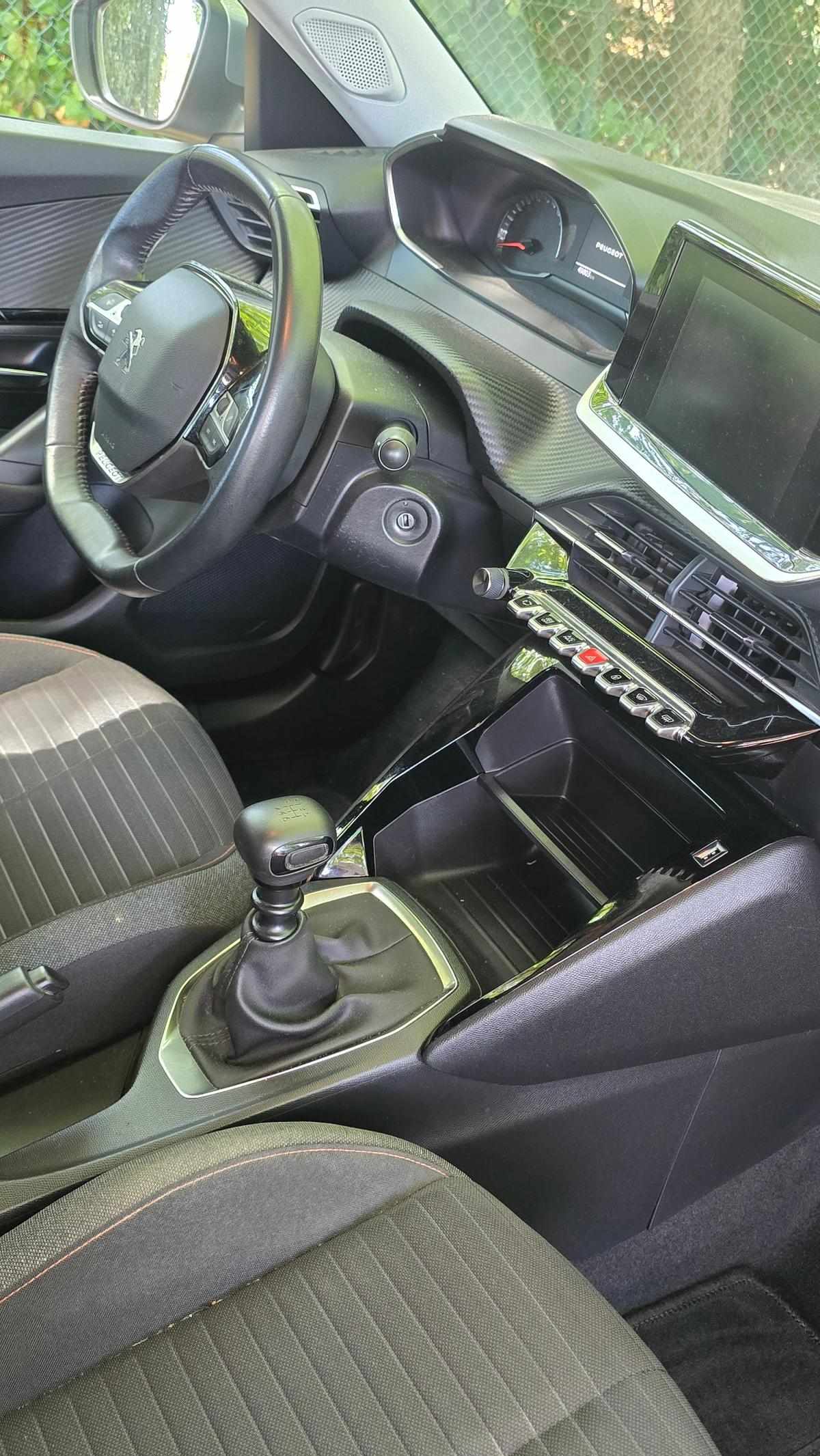 peugeot-2008-2020-gasolina-1199cc