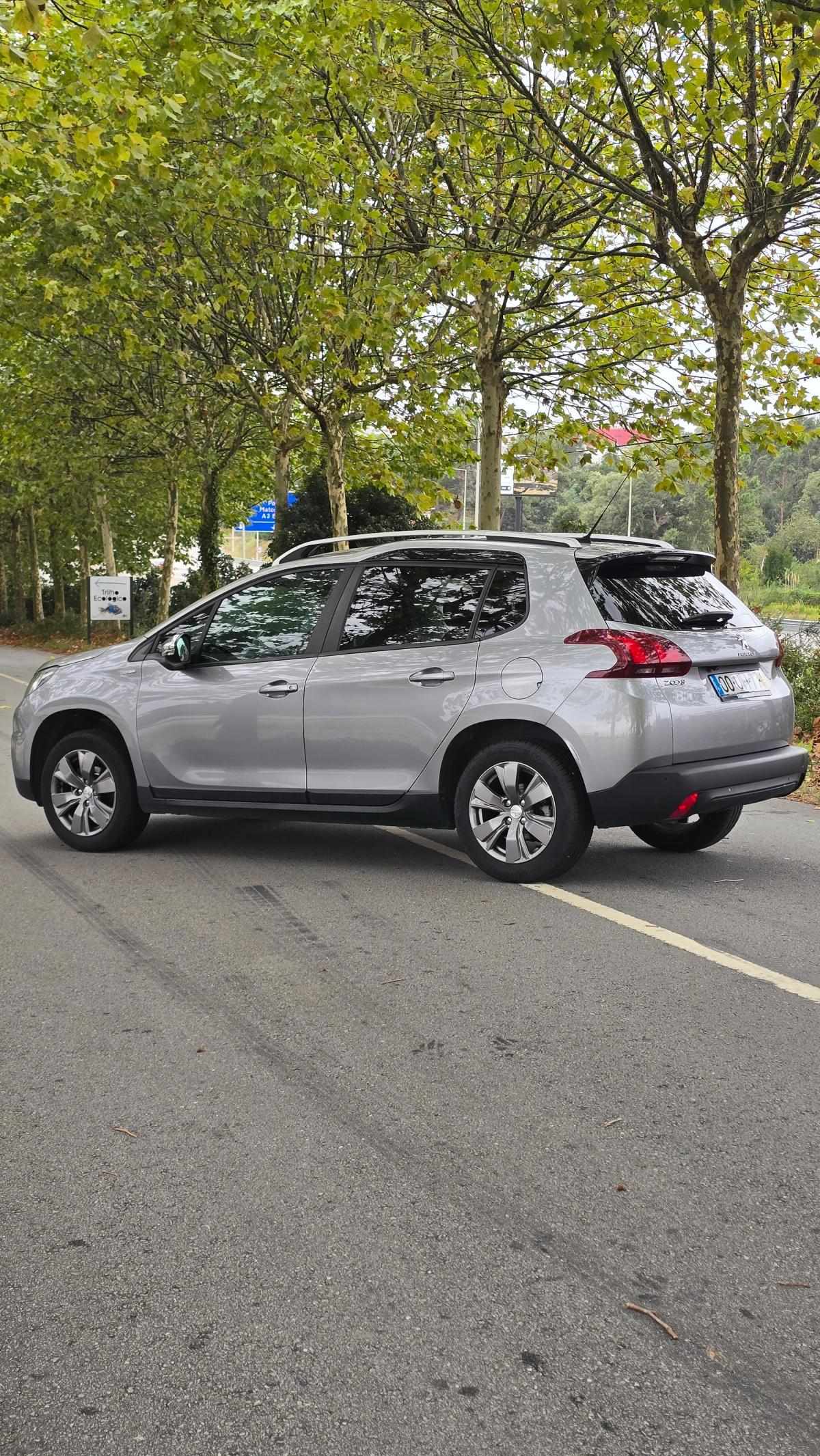 peugeot-2008-2018-gasolina-1199cc