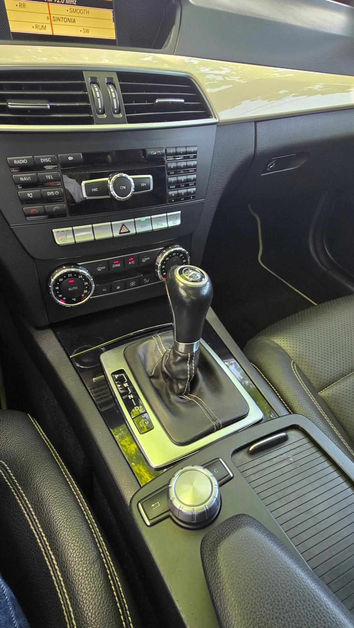 mercedes-benz-classe-c-2011-gasolina-1796cc