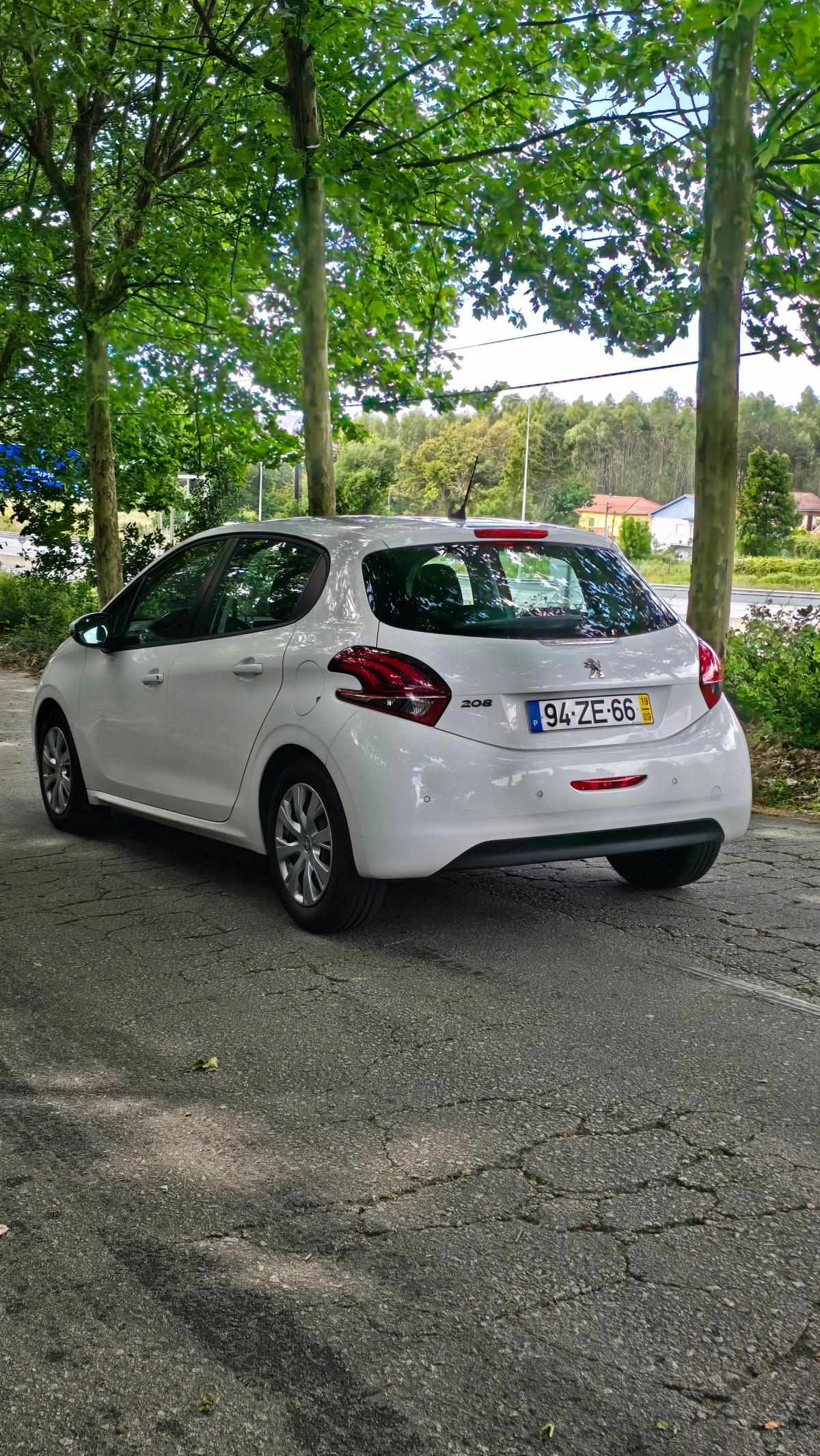 peugeot-208-2019-diesel-1499cc