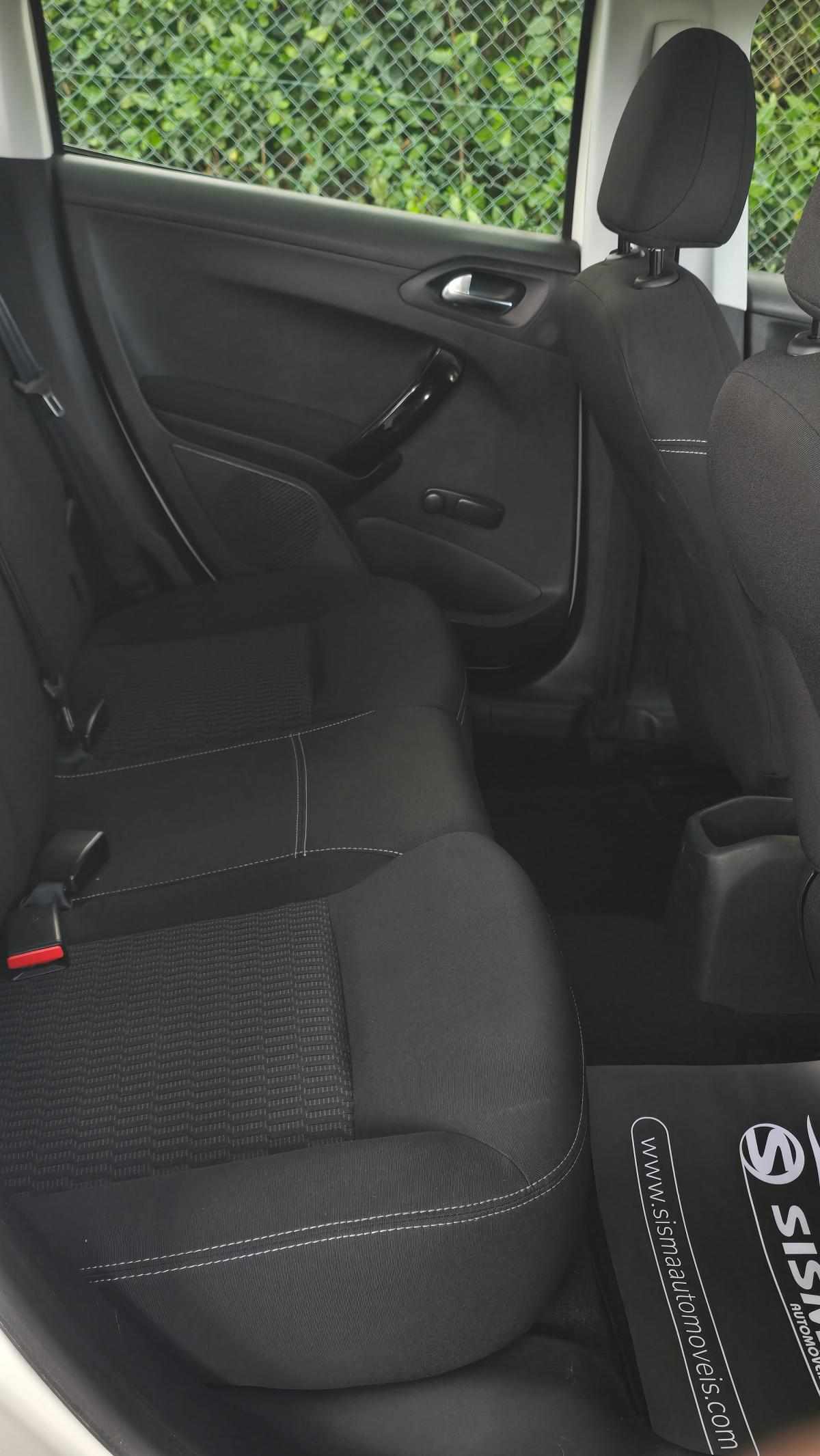 peugeot-208-2019-diesel-1499cc