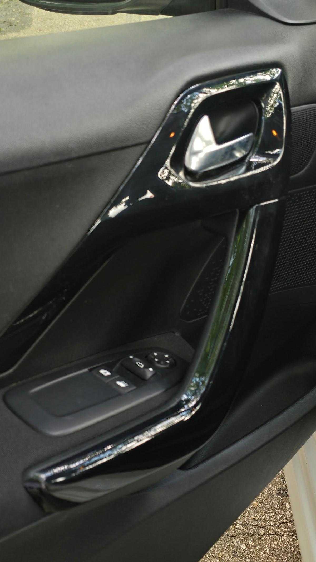 peugeot-208-2019-diesel-1499cc