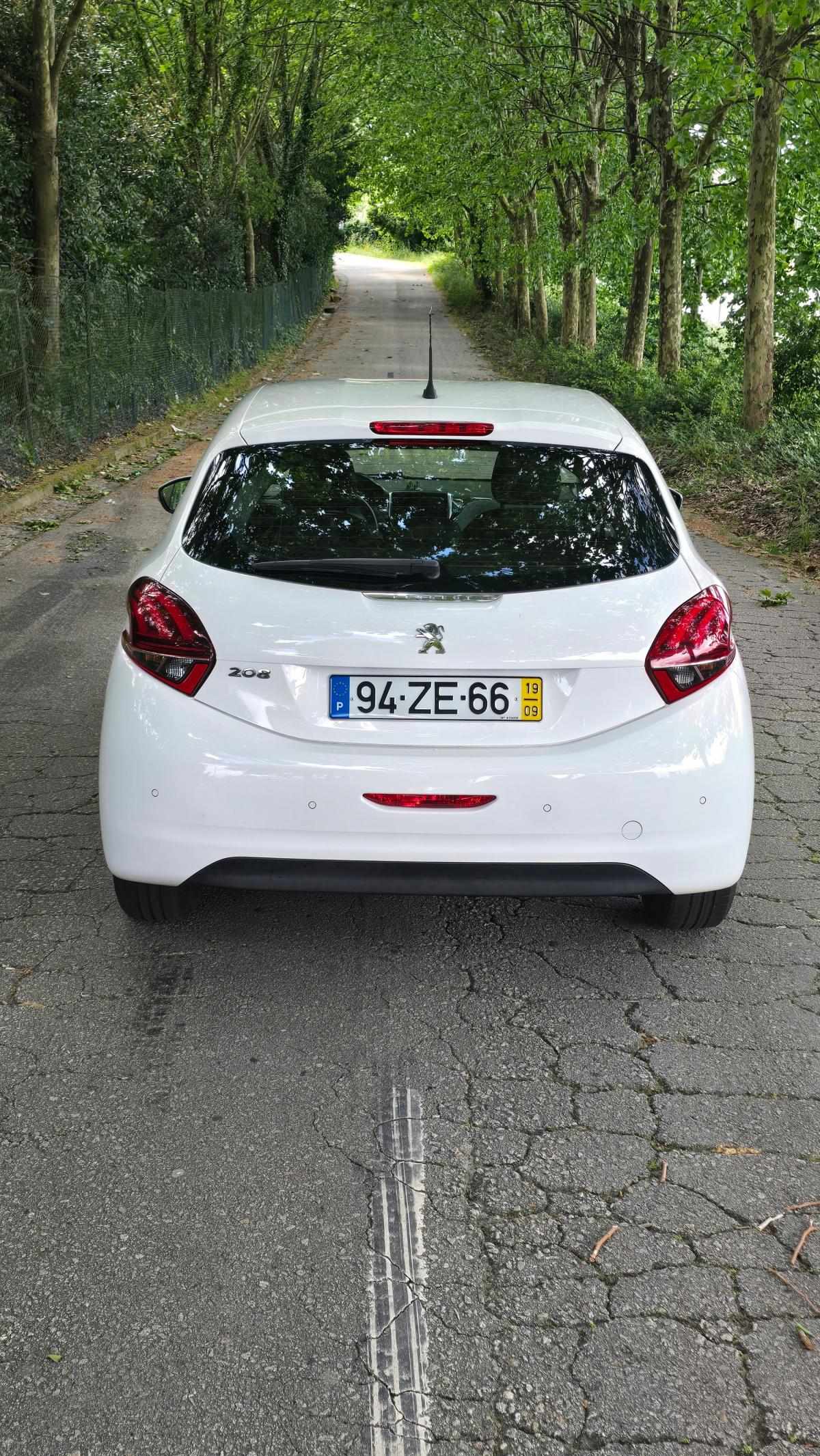 peugeot-208-2019-diesel-1499cc
