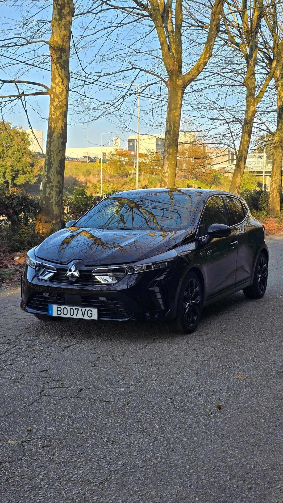 mitsubishi-colt-2024-hibrido-a-gasolina-1598cc
