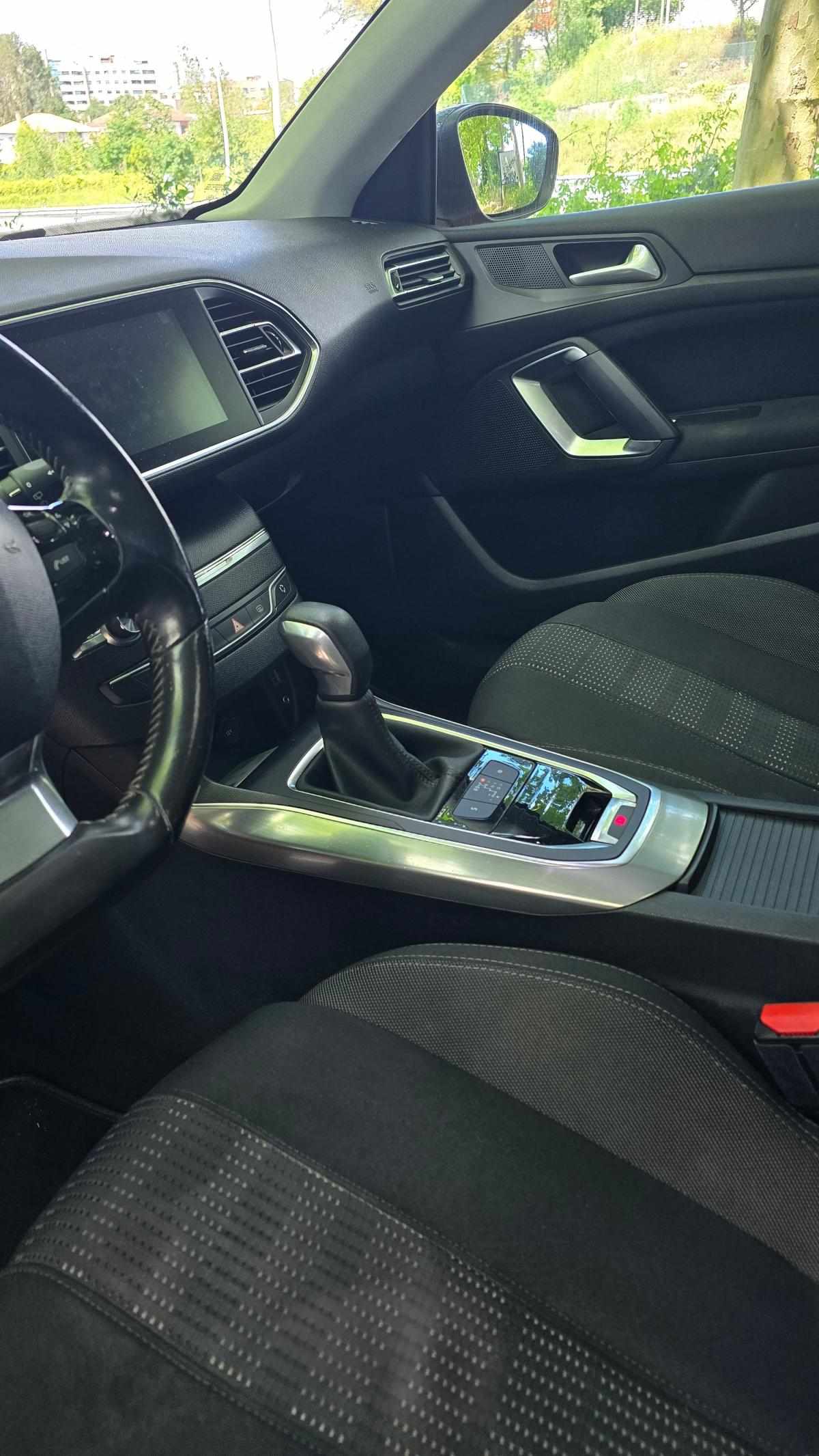 peugeot-308-2015-diesel-1560cc