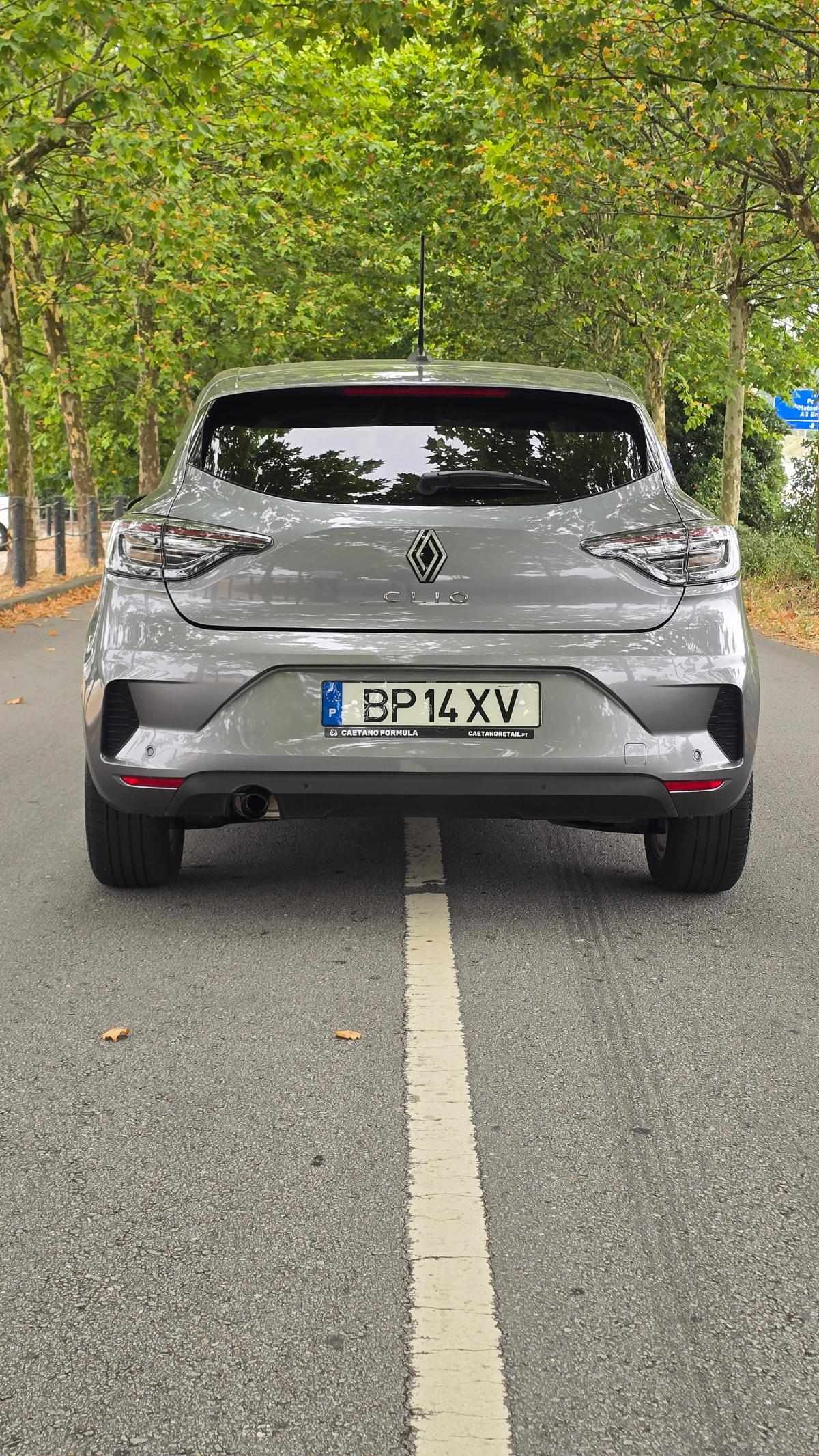 renault-clio-2024-gpl-999cc