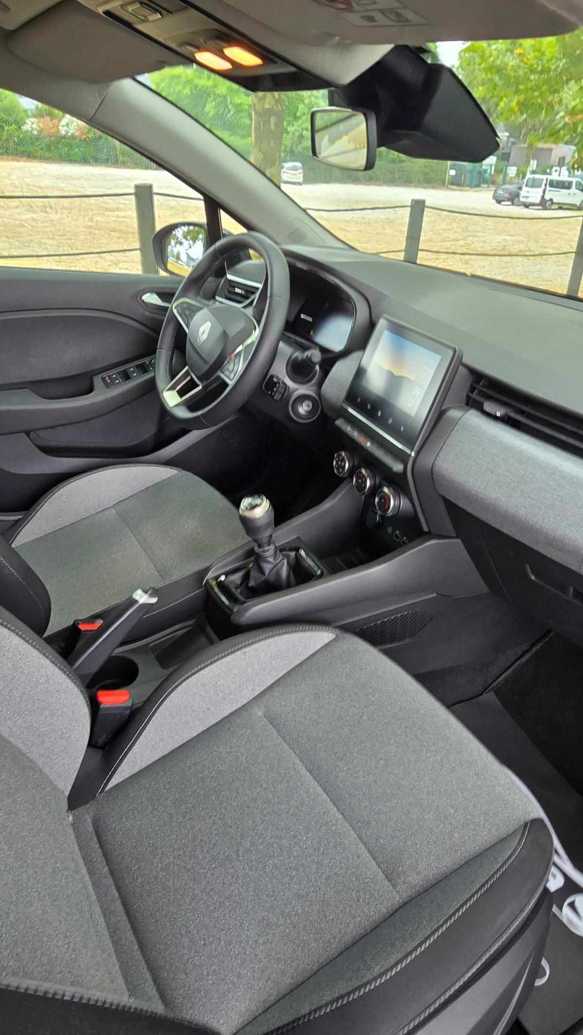 renault-clio-2024-gpl-999cc