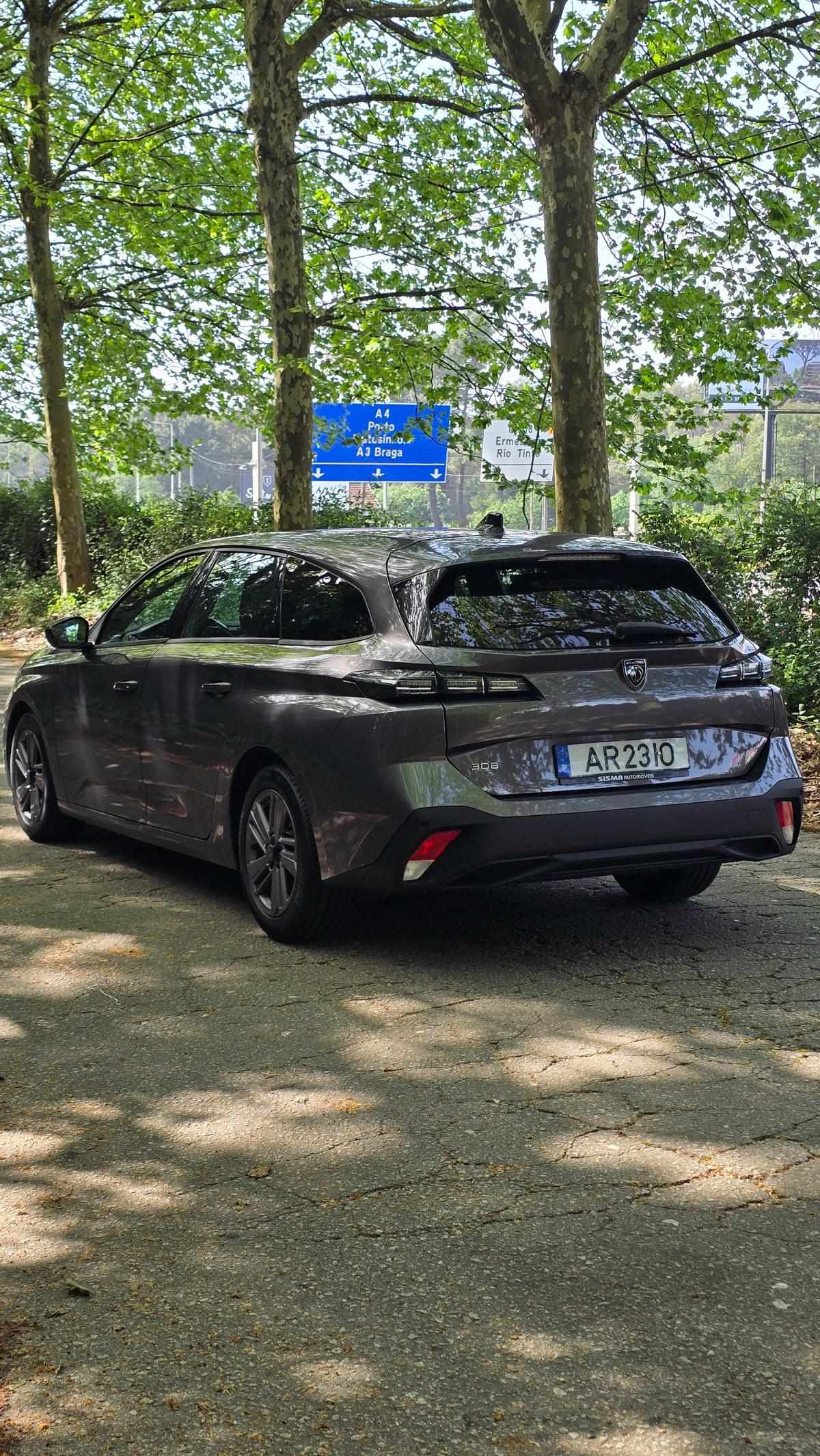 peugeot-308-sw-2022-diesel-1499cc