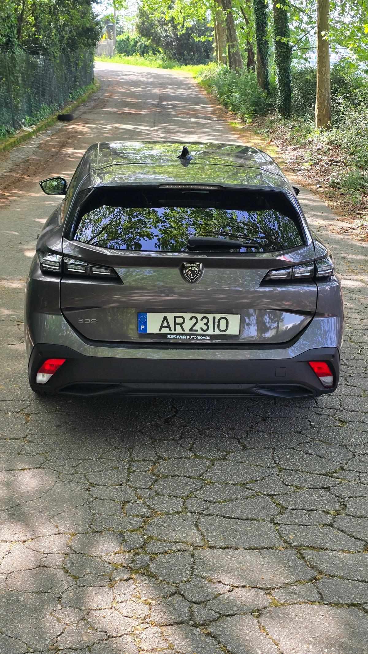 peugeot-308-sw-2022-diesel-1499cc