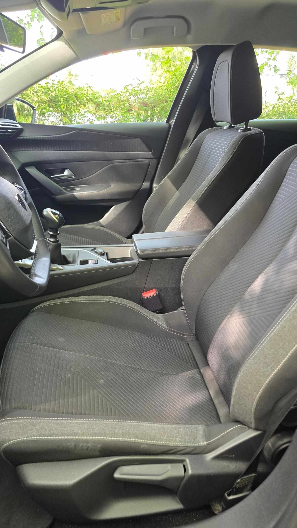 peugeot-308-sw-2022-diesel-1499cc