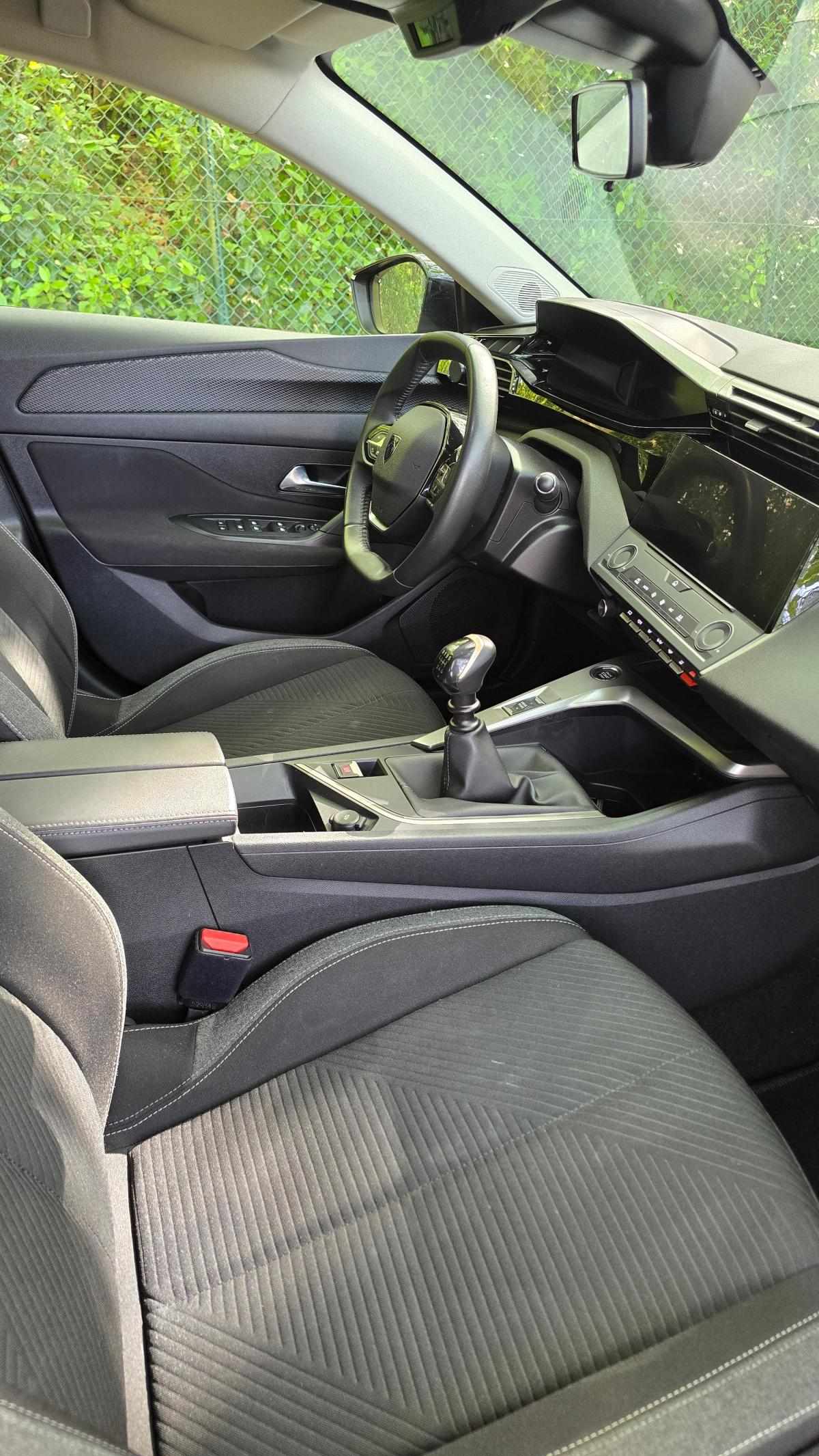 peugeot-308-sw-2022-diesel-1499cc