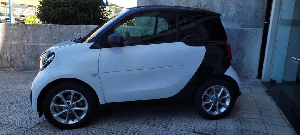 smart-fortwo-17-6-kwh-2020-eletrico