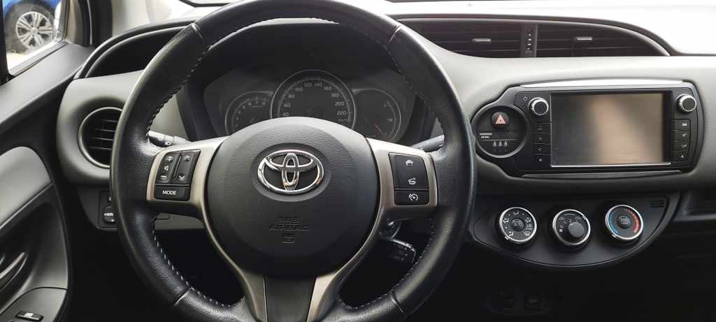toyota-yaris-1-33-dual-vvt-i-2017-gasolina-1329cc