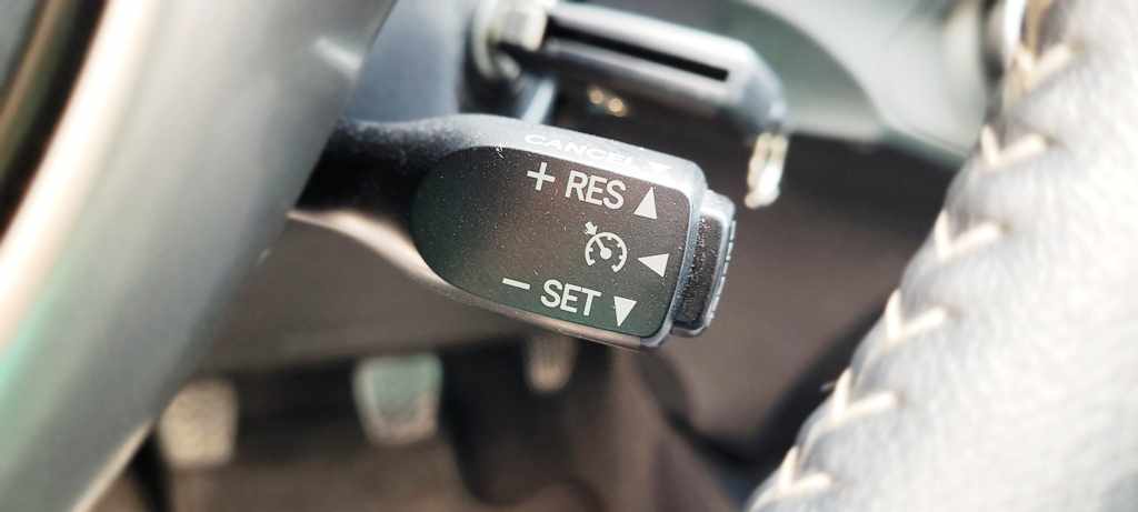 toyota-yaris-1-33-dual-vvt-i-2017-gasolina-1329cc